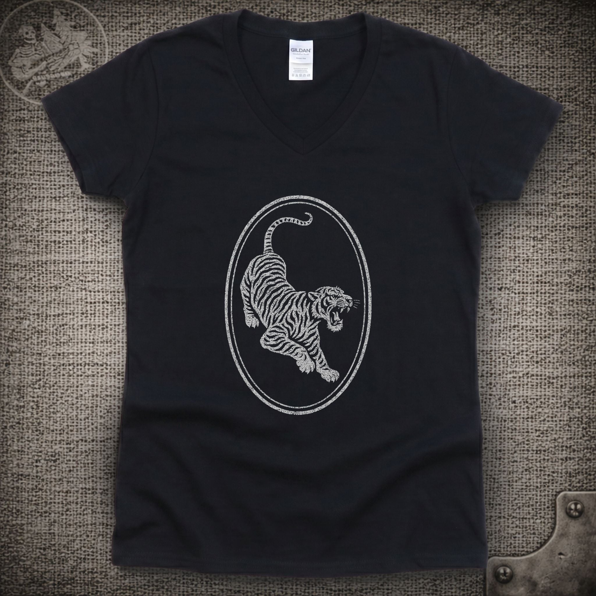 Tiger Guitar | Jerry Garcia Shakedown Lot Style Ladies V-Neck Tee