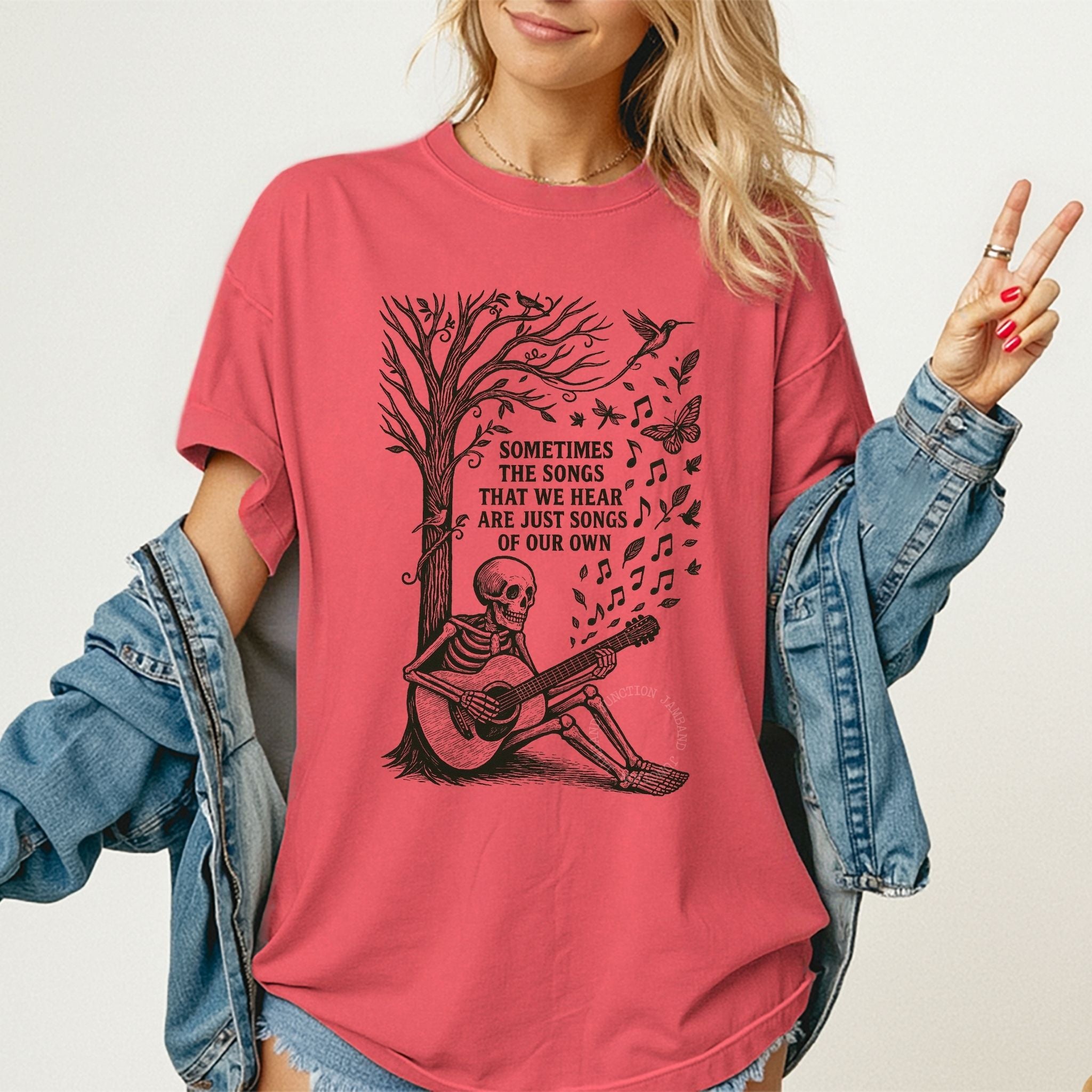 Comfort Colors 1717 unisex Eyes of the World graphic t-shirt