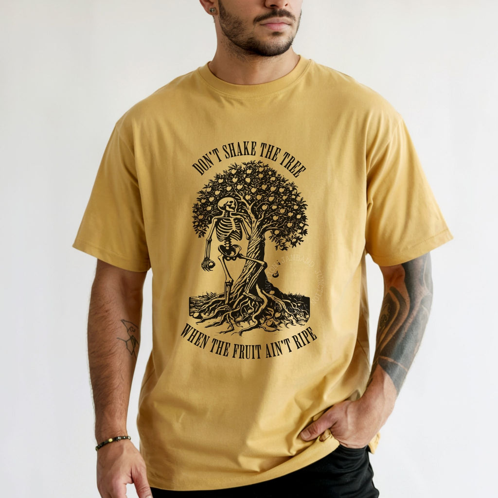 Unisex Loose Lucy shirt for live music fans
