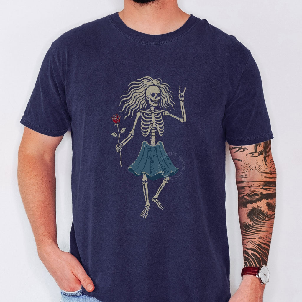 Comfort Colors 1717 unisex Rosebud Guitar graphic t-shirt