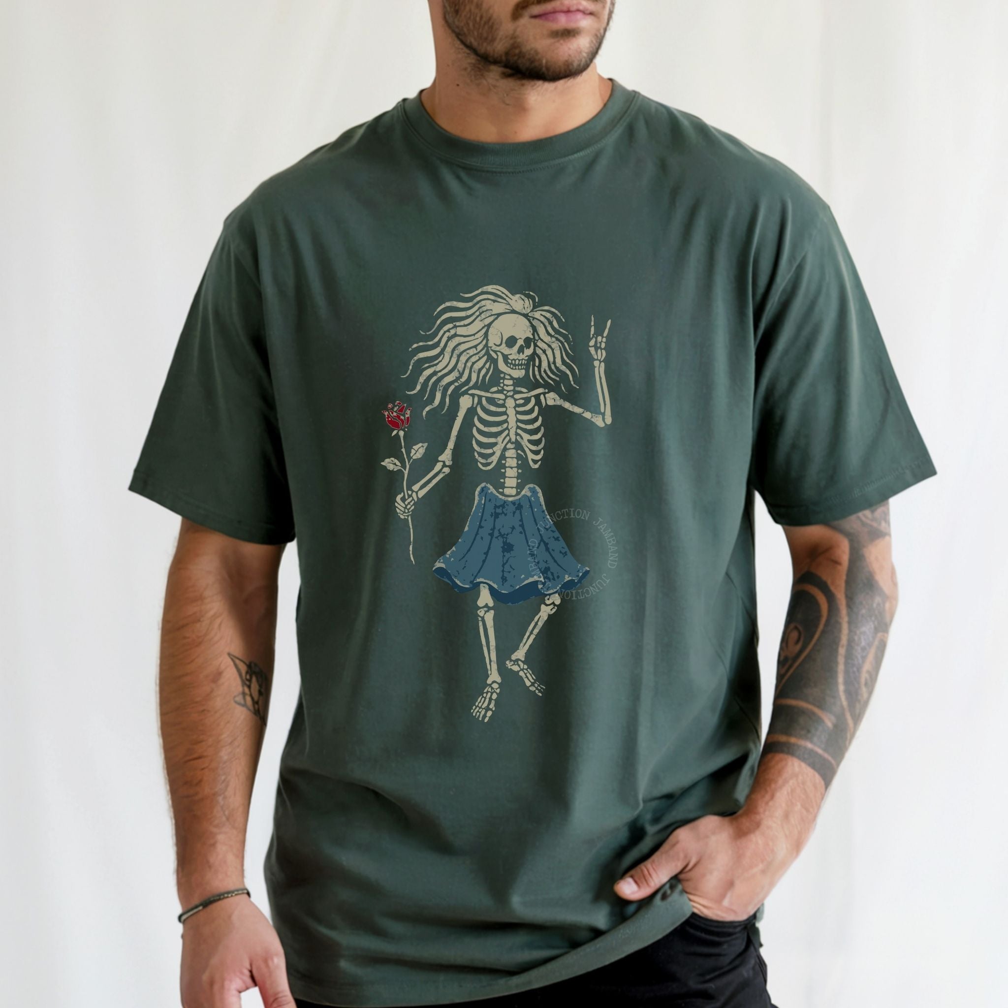 Vintage lot style Rosebud Guitar shirt with soulful design