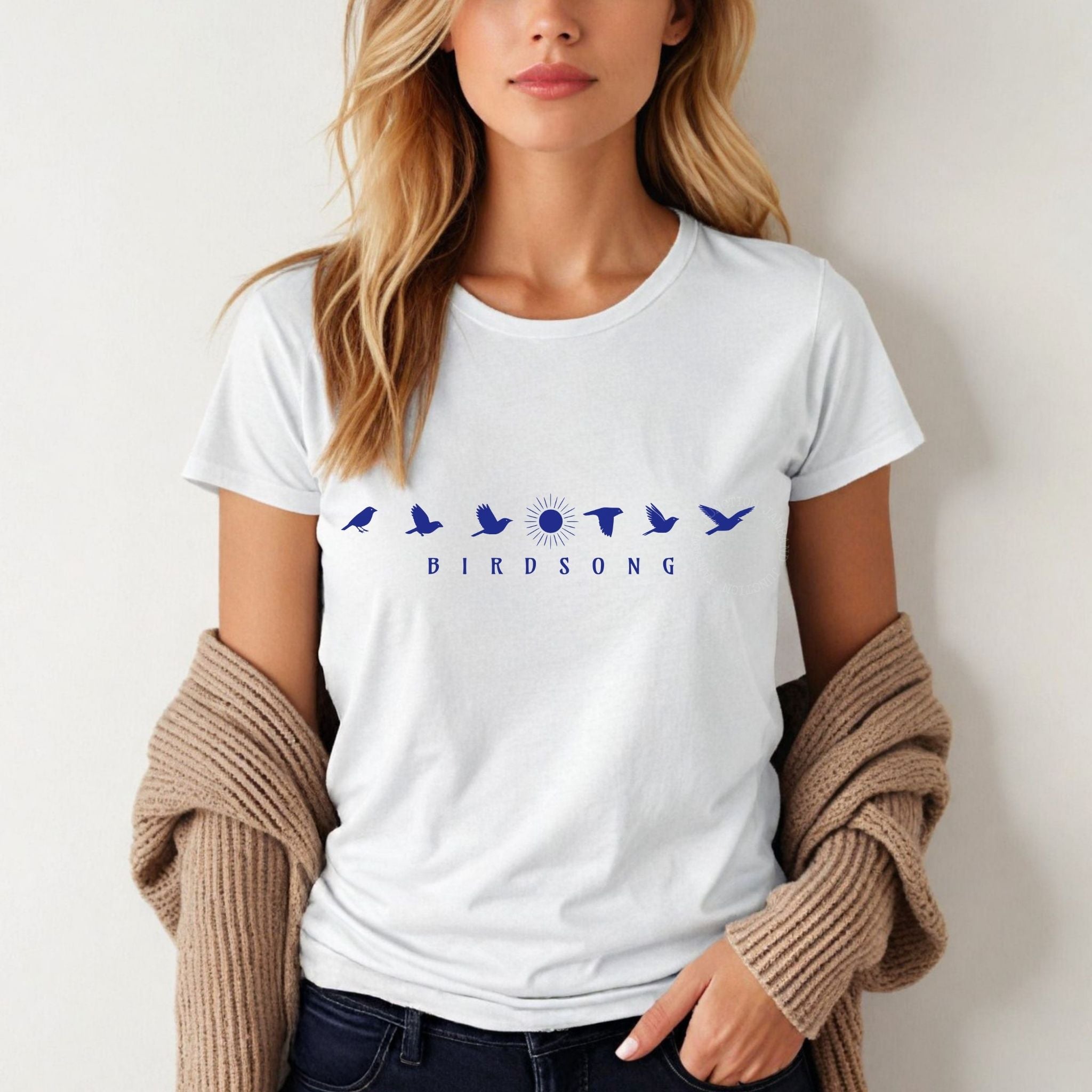 Women’s cut Birdsong t-shirt in soft hues with vintage details and a lyrical, bohemian style.