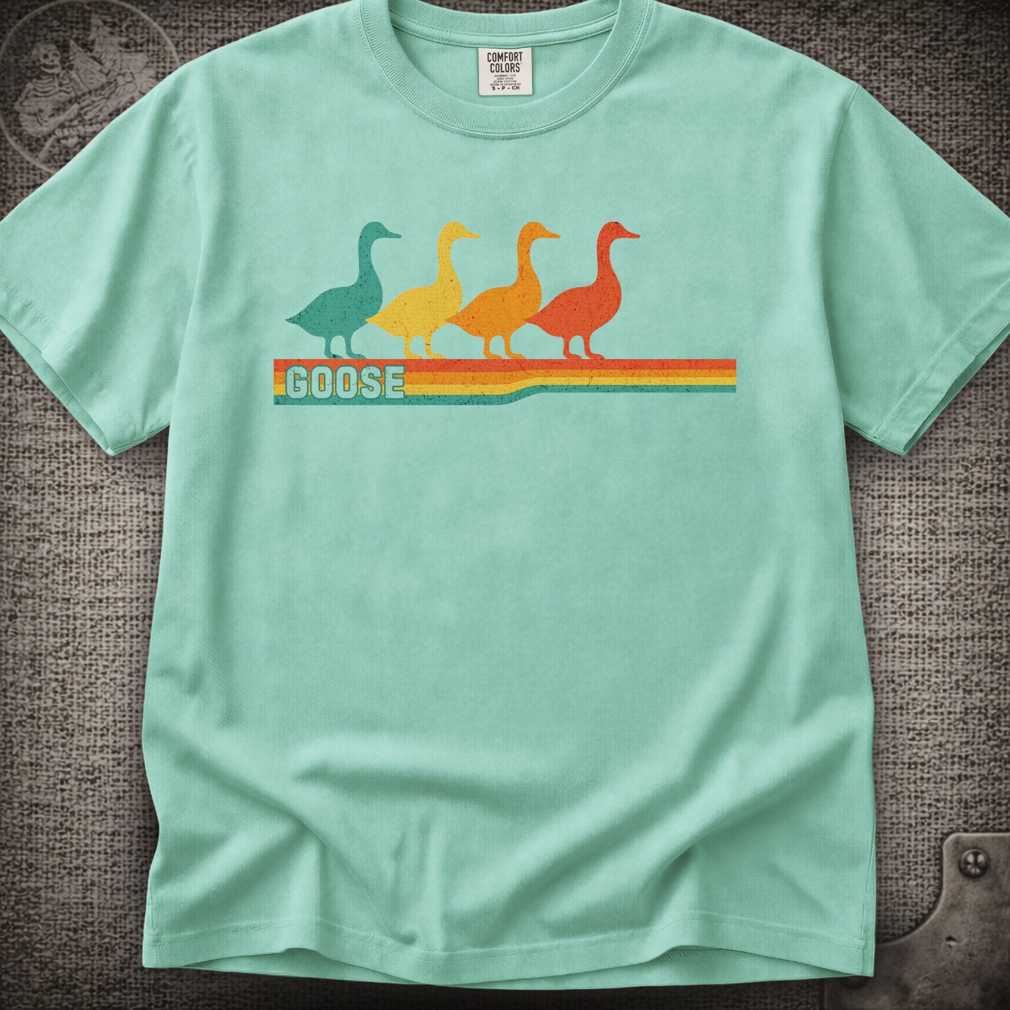 Retro Geese | Goose Shakedown Lot Style T-Shirt