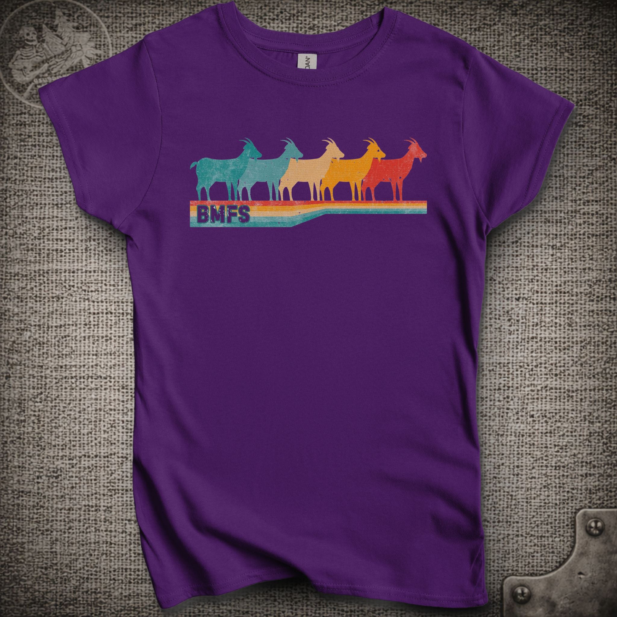 Retro Goats | Women's Cut Billy Strings Shakedown Lot T-Shirt