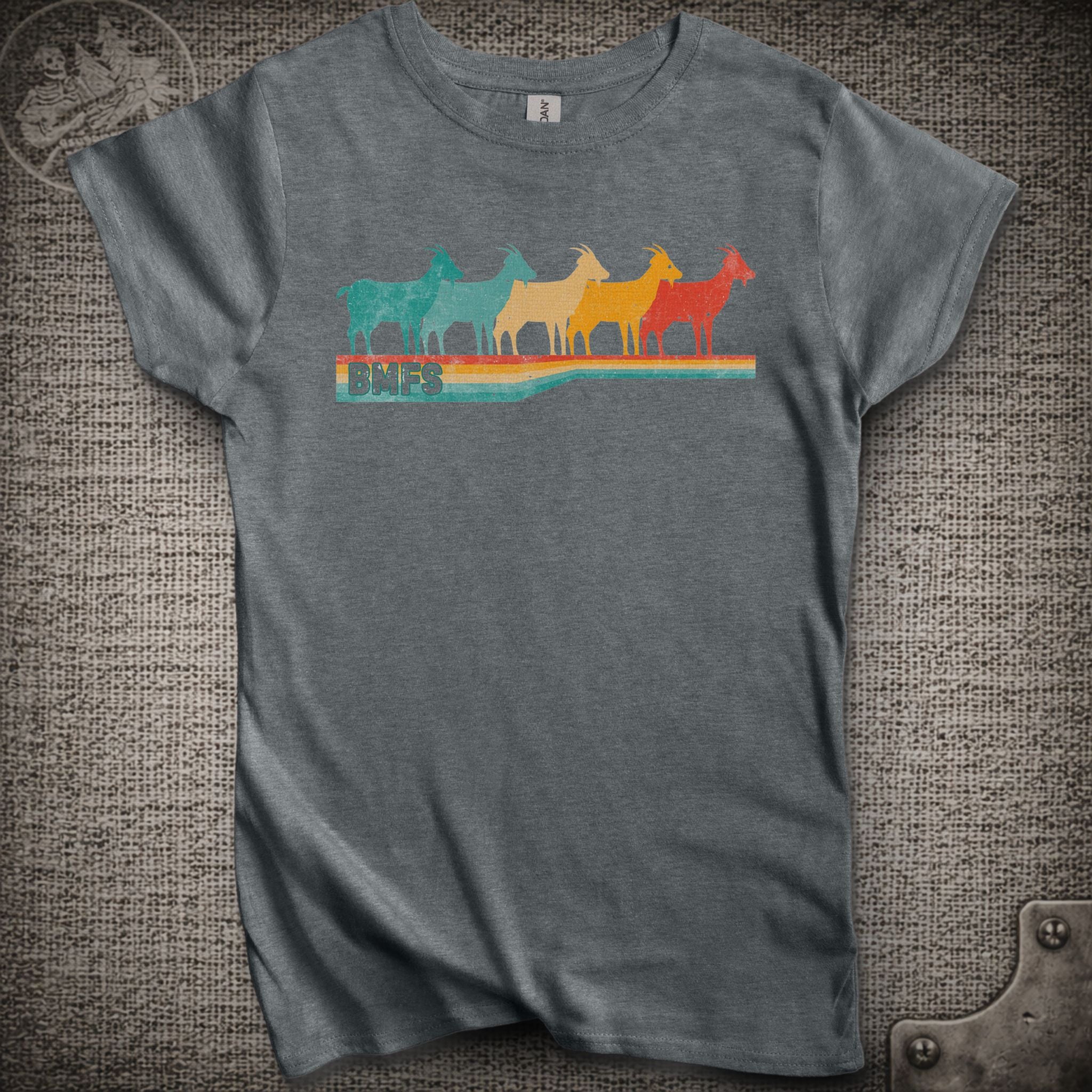 Retro Goats | Women's Cut Billy Strings Shakedown Lot T-Shirt