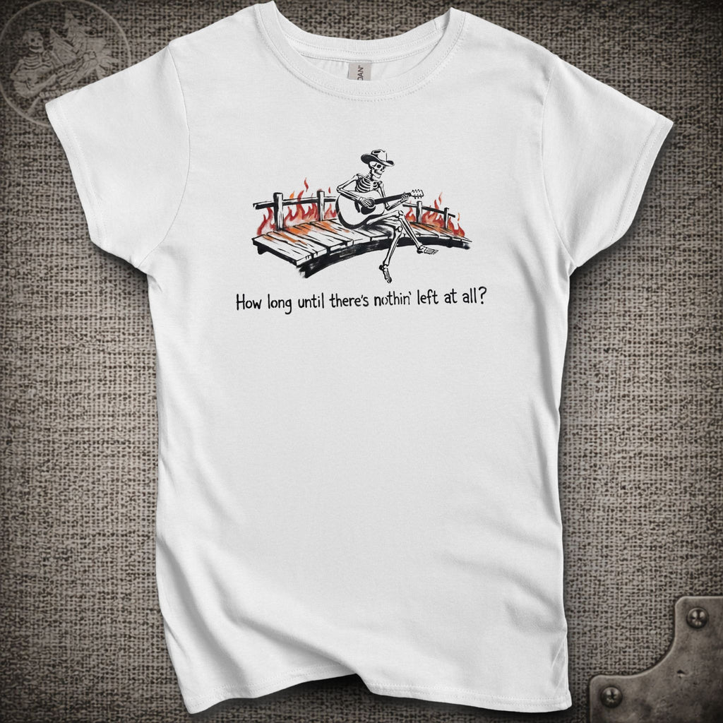 Watch It Fall | Women's Cut Billy Strings Shakedown Lot T-Shirt