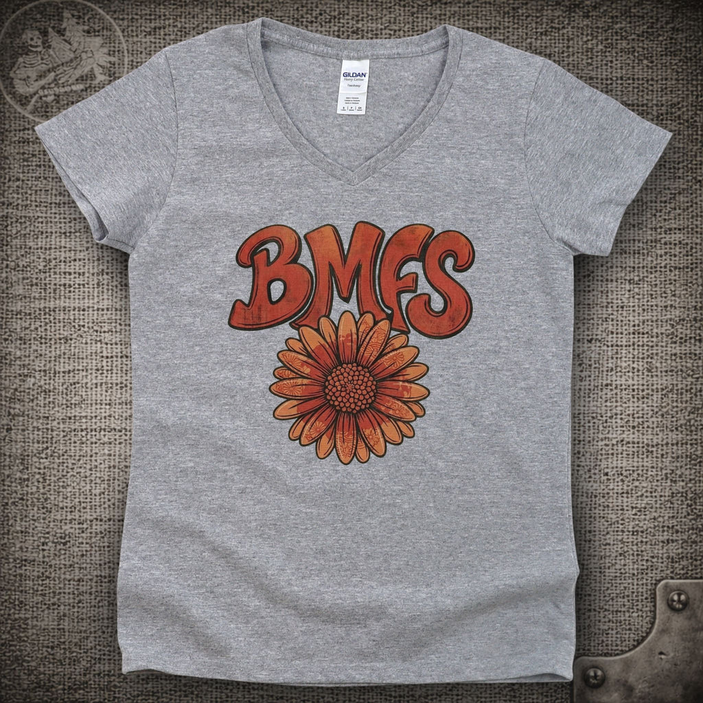Red Daisy | Billy Strings Shakedown Lot Style Ladies V-Neck Tee