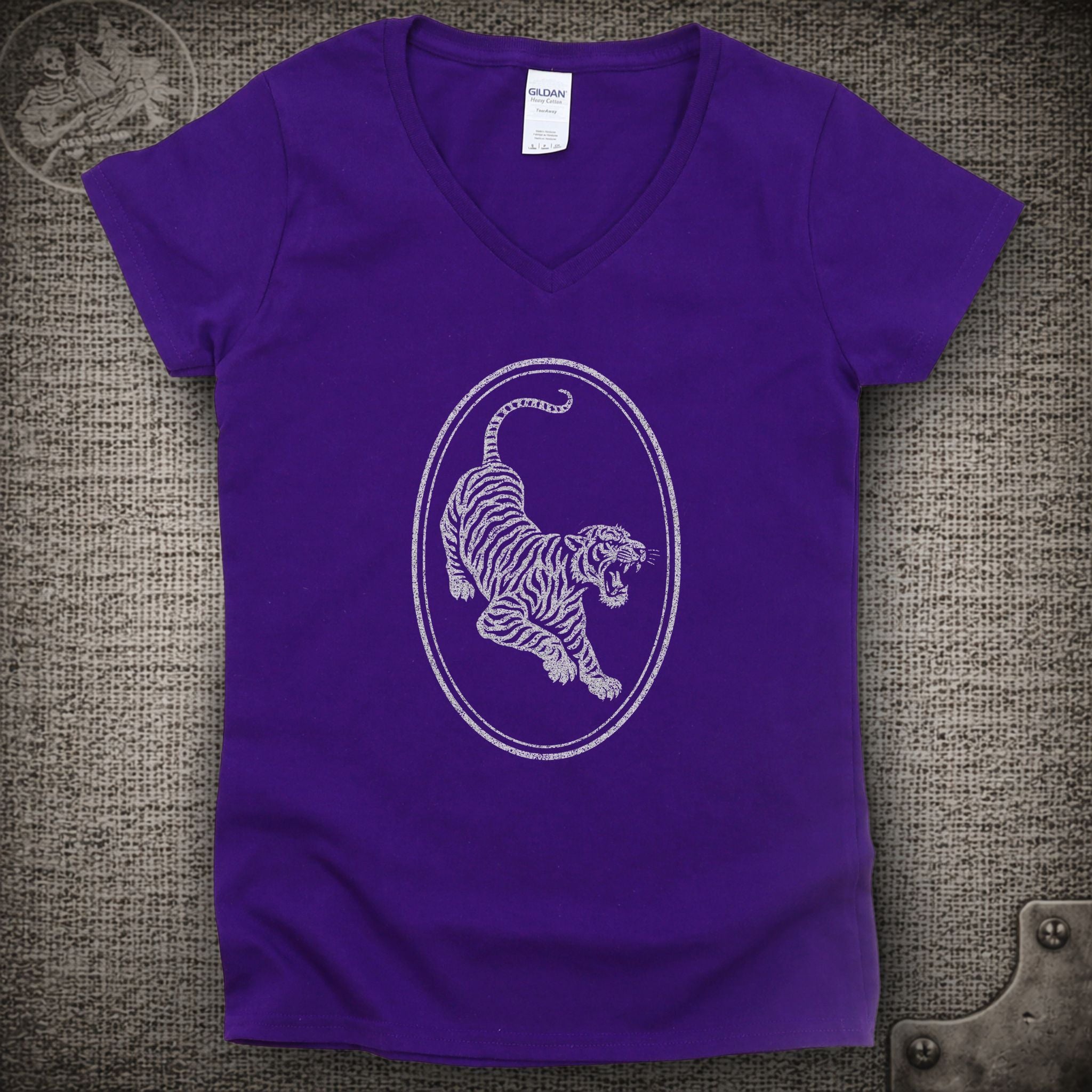 Tiger Guitar | Jerry Garcia Shakedown Lot Style Ladies V-Neck Tee