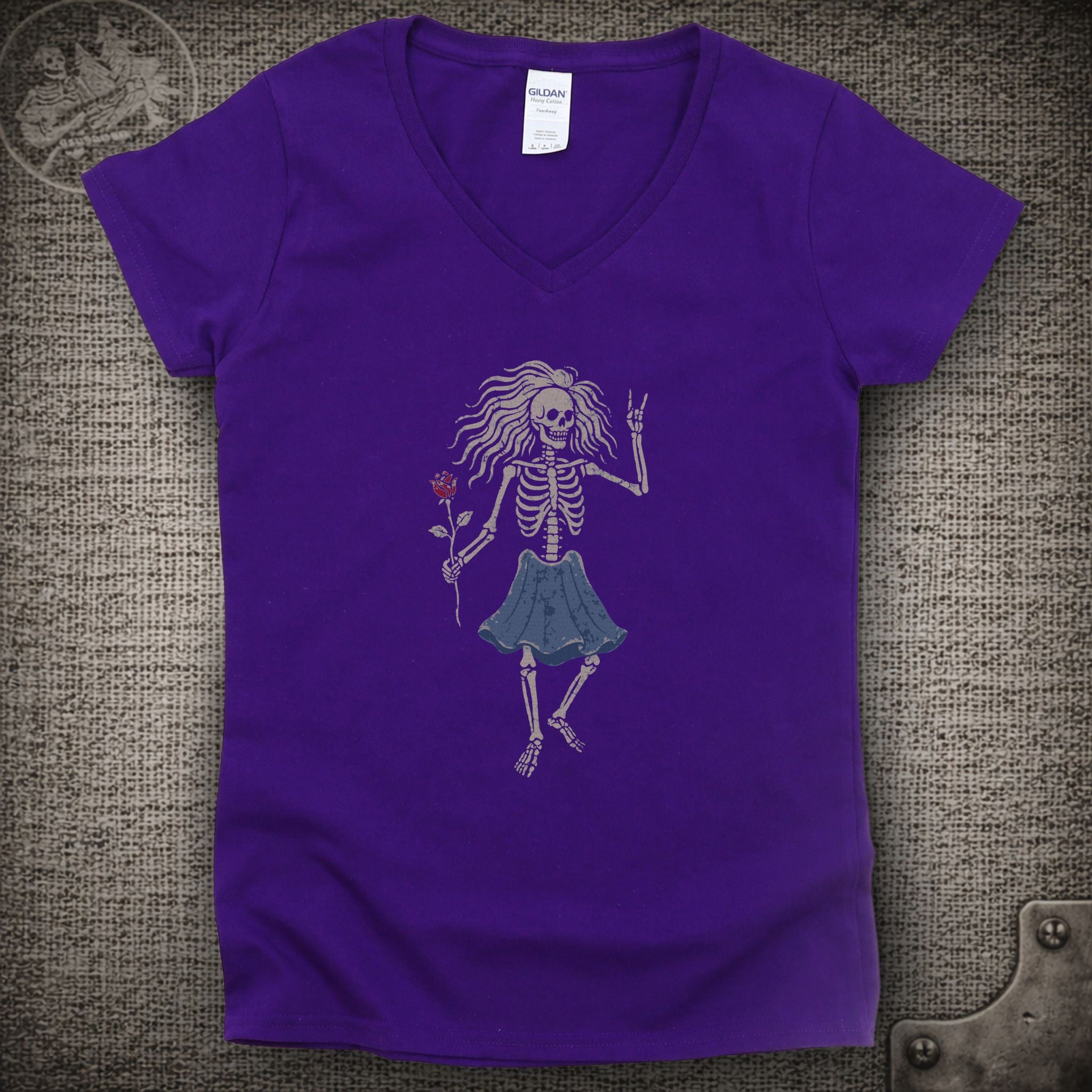Rosebud Guitar | Jerry Garcia Shakedown Lot Style Ladies V-Neck Tee