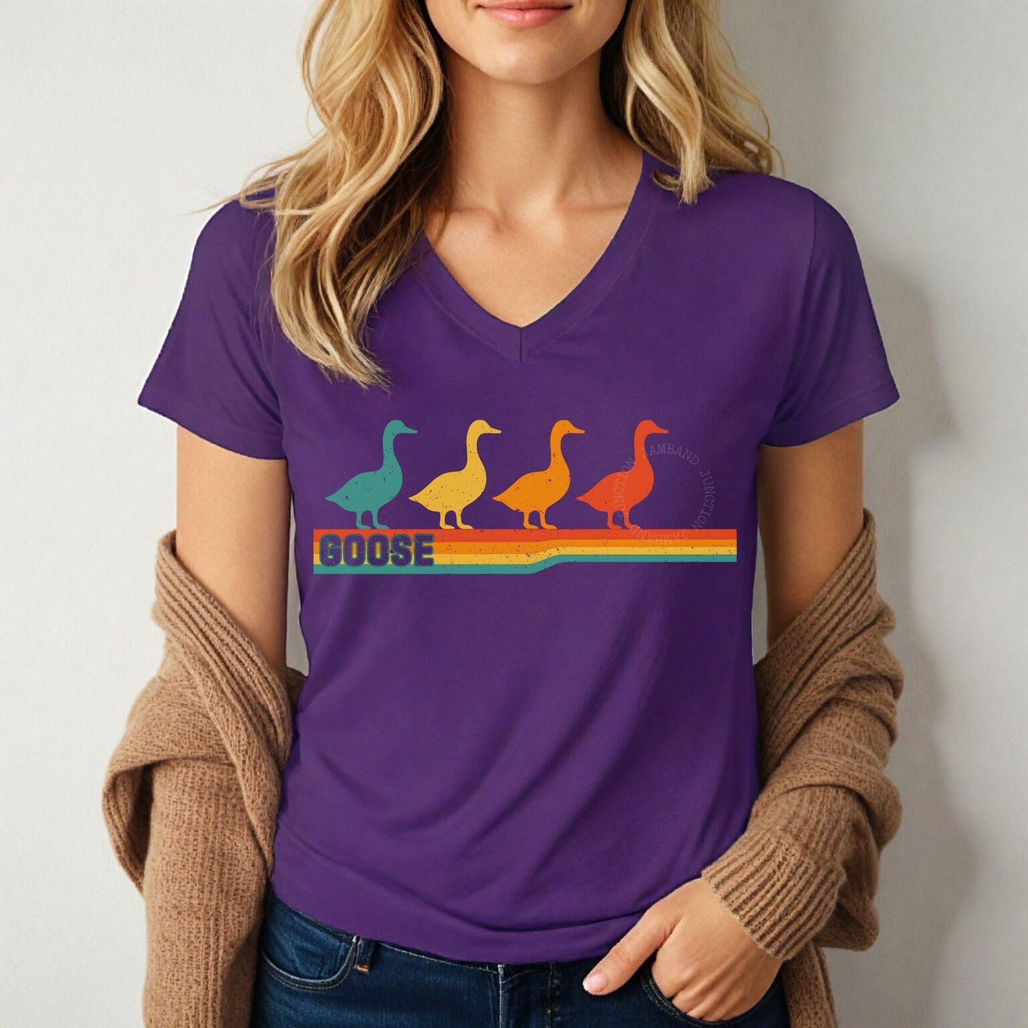 goose band laides v-neck tshirt 